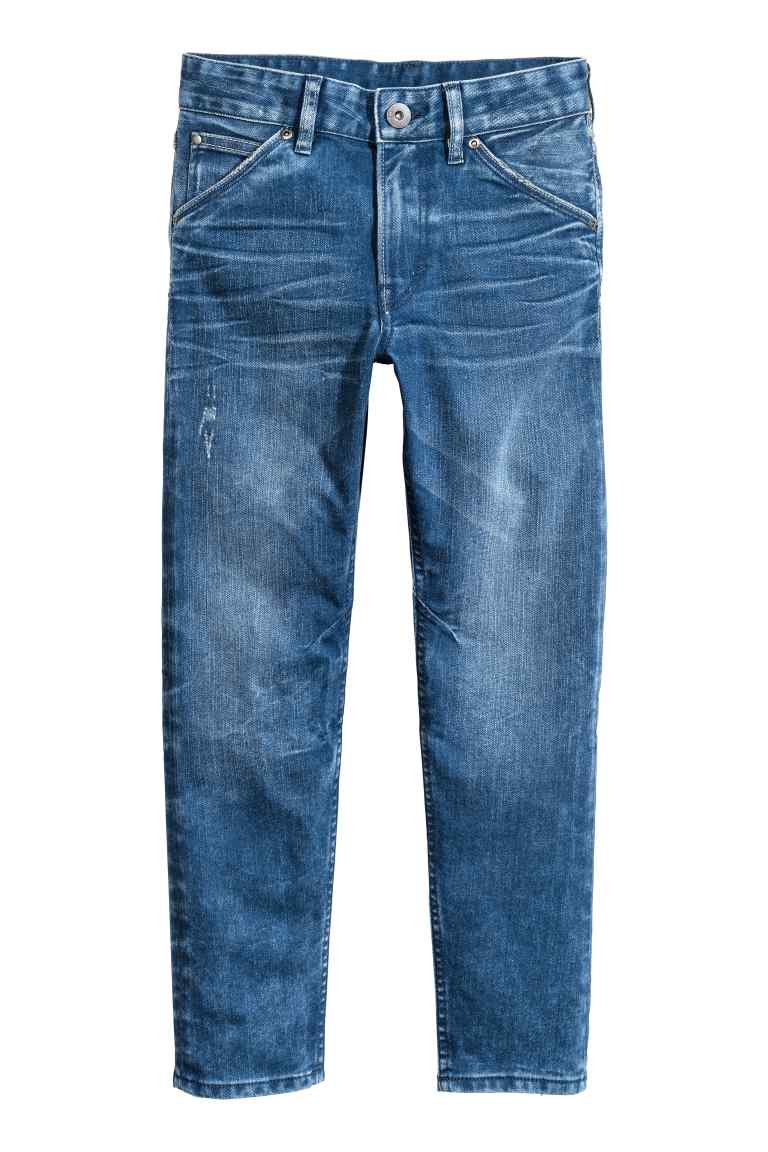 Relaxed Tapered Jeans